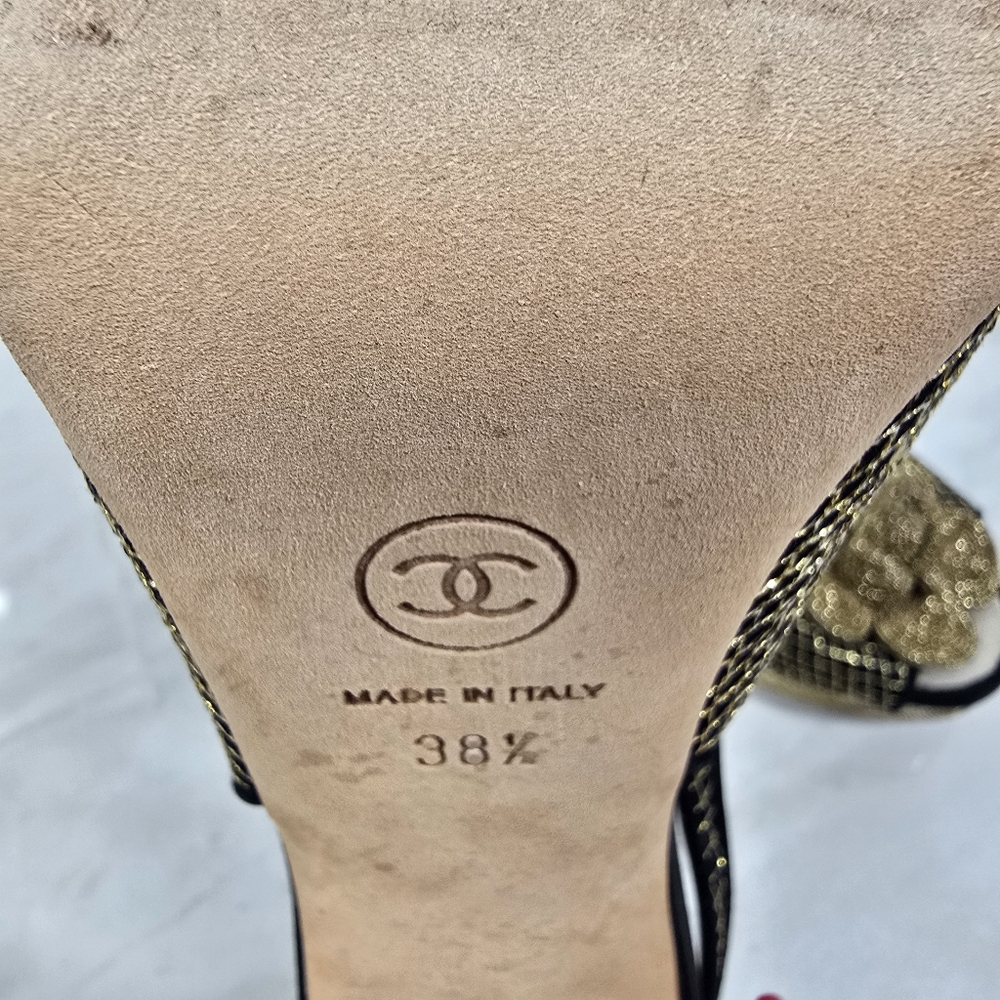 Chanel Heels - Picture 11 of 11